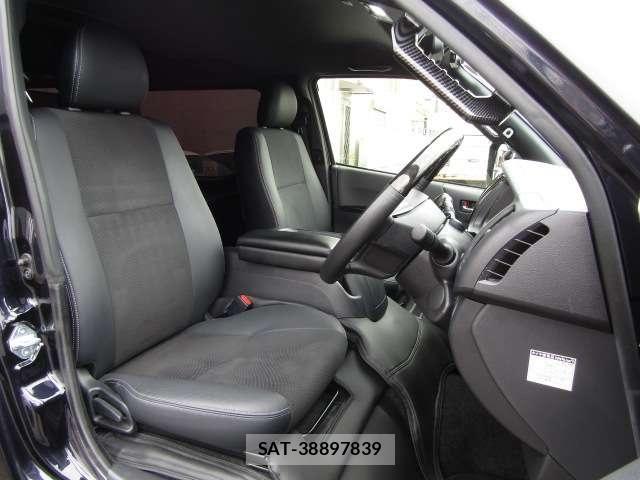Toyota HIACE VAN 2021-01 8832125-9