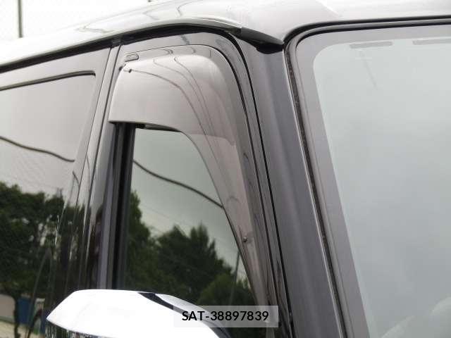 Toyota HIACE VAN 2021-01 8832125-12