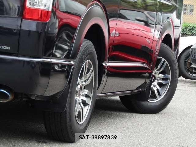 Toyota HIACE VAN 2021-01 8832125-27
