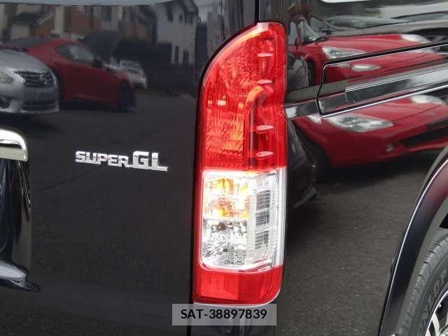 Toyota HIACE VAN 2021-01 8832125-29