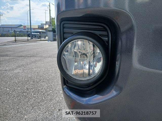 Toyota HIACE VAN 2021-08 8832130-22