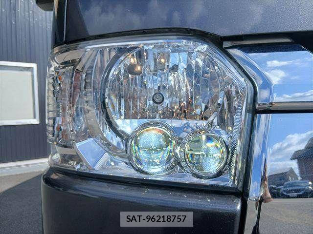Toyota HIACE VAN 2021-08 8832130-7