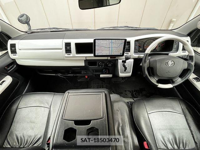 Toyota HIACE VAN 2014-01 8832145-1