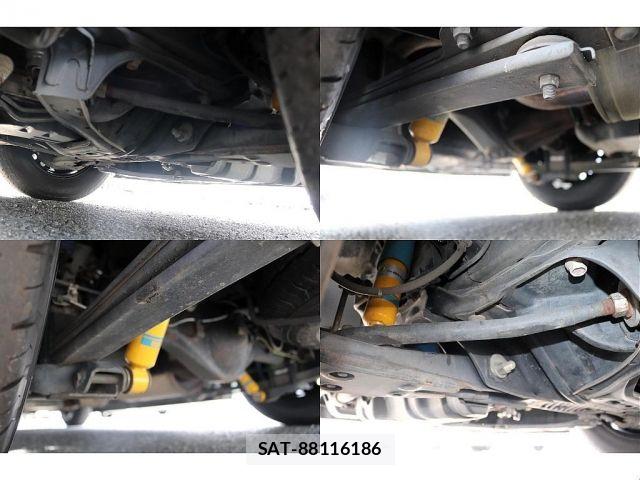 Toyota HIACE VAN 2010-01 8832141-14