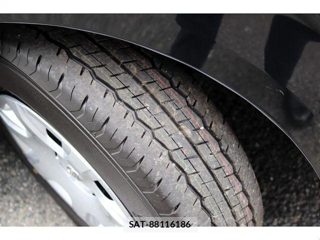 Toyota HIACE VAN 2010-01 8832141-17