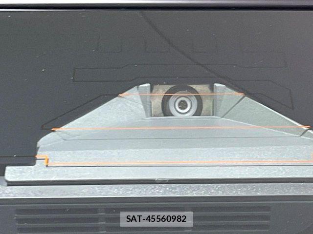 Toyota HIACE VAN 2026-08 8832113-4