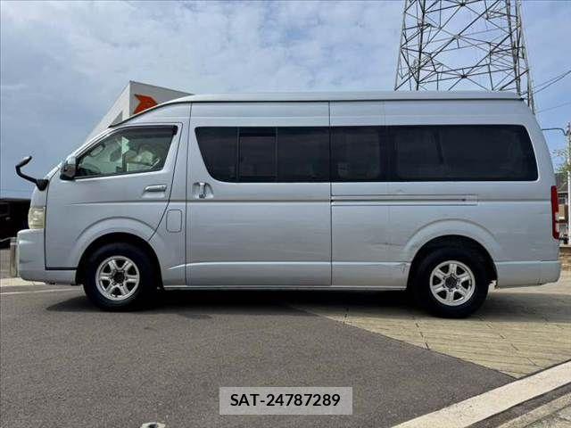 Toyota HIACE VAN 2008-11 8832148-10