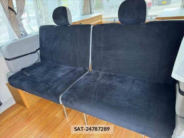Toyota HIACE VAN 2008-11 8832148-18
