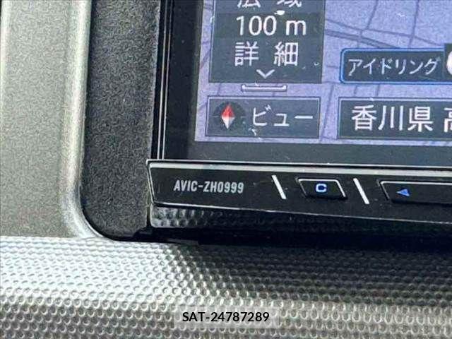 Toyota HIACE VAN 2008-11 8832148-21