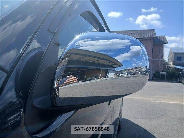 Toyota HIACE VAN 2019-10 8832138-24