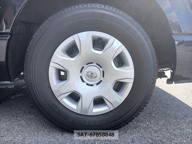 Toyota HIACE VAN 2019-10 8832138-27