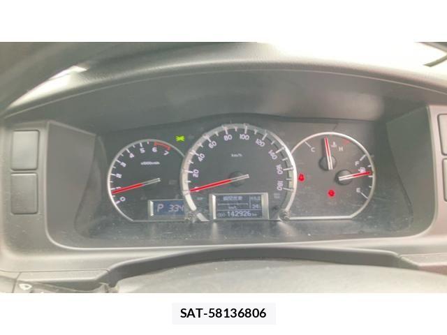 Toyota HIACE VAN 2016-07 8832143-11