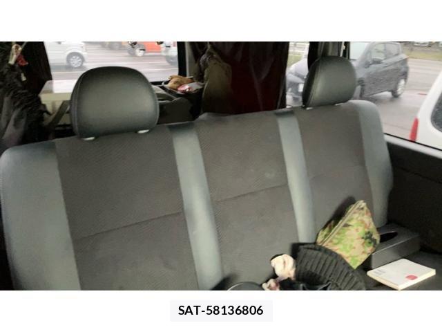 Toyota HIACE VAN 2016-07 8832143-16