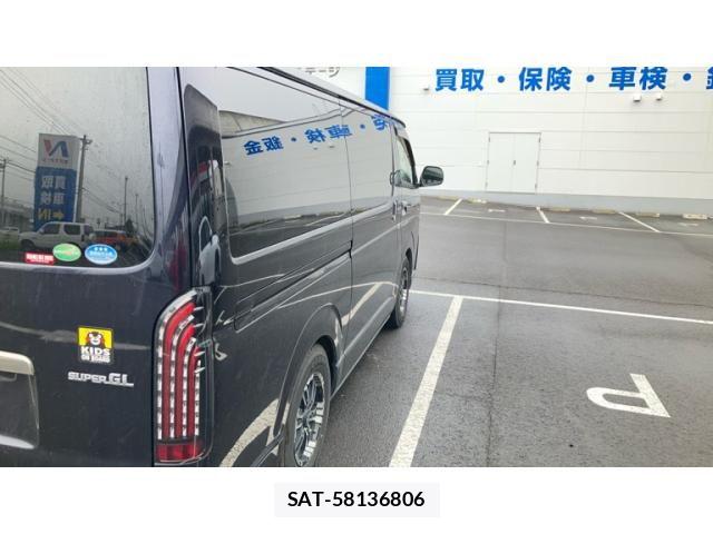 Toyota HIACE VAN 2016-07 8832143-2