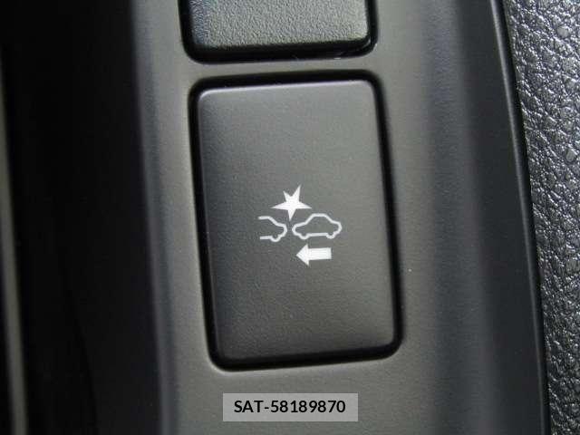 Toyota HIACE VAN 2025-10 8832126-7