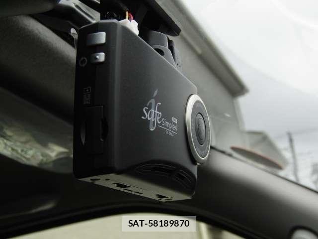 Toyota HIACE VAN 2025-10 8832126-8