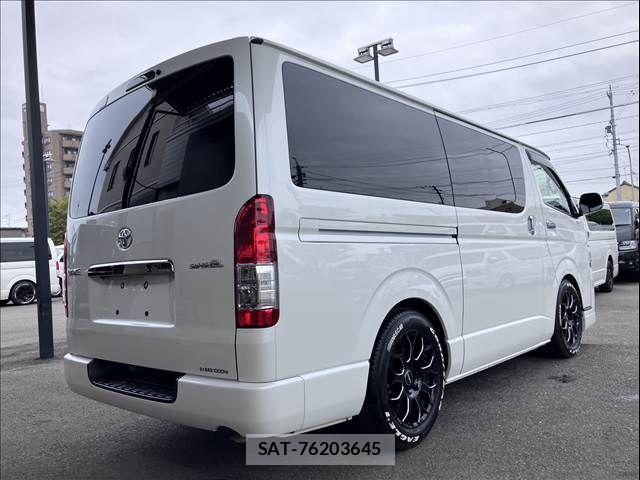 Toyota HIACE VAN 2018-12 8832124-14