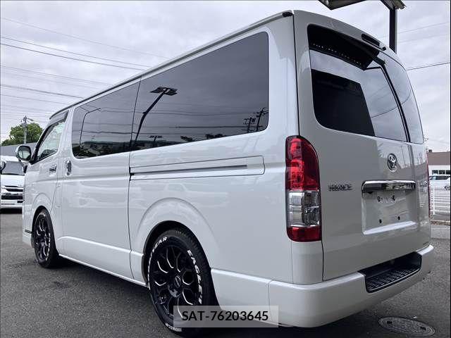 Toyota HIACE VAN 2018-12 8832124-15