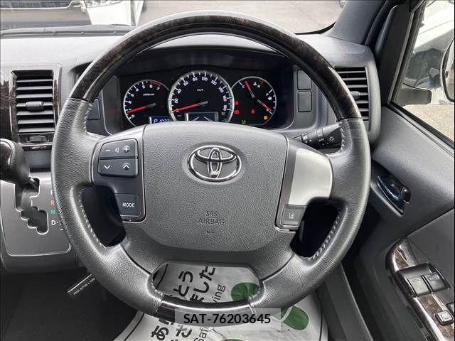 Toyota HIACE VAN 2018-12 8832124-17