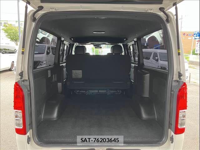 Toyota HIACE VAN 2018-12 8832124-19