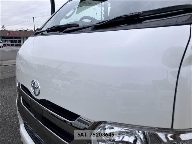 Toyota HIACE VAN 2018-12 8832124-28