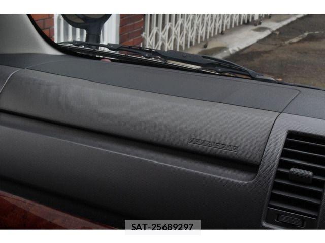 Toyota HIACE VAN 2008-07 8832146-16