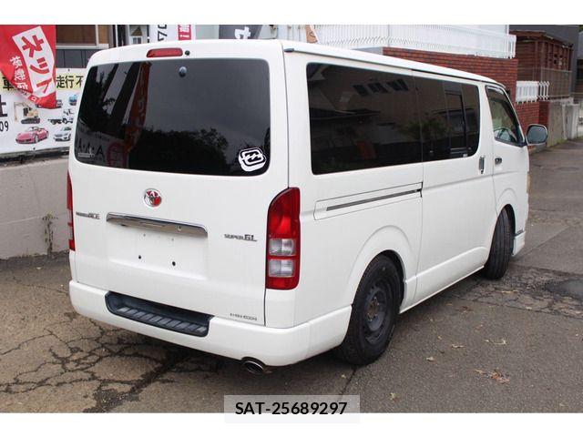 Toyota HIACE VAN 2008-07 8832146-17