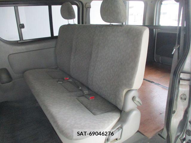 Toyota HIACE VAN 2006-04 8832151-9
