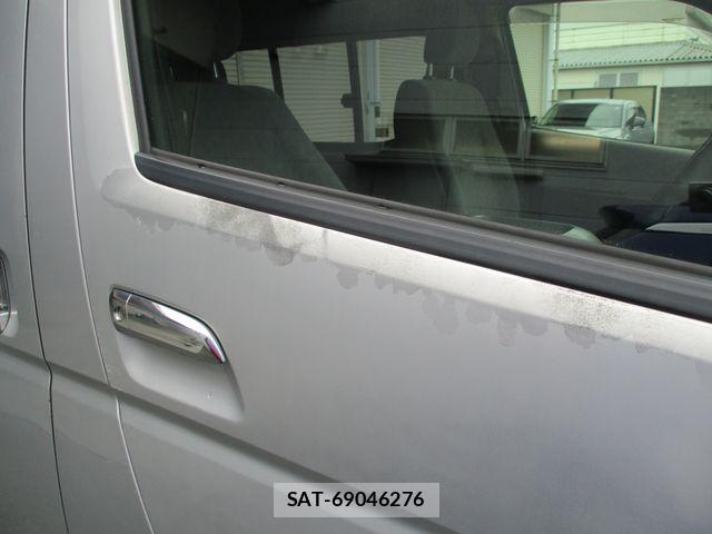 Toyota HIACE VAN 2006-04 8832151-24