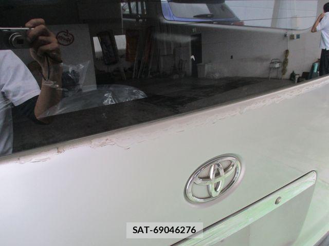 Toyota HIACE VAN 2006-04 8832151-27