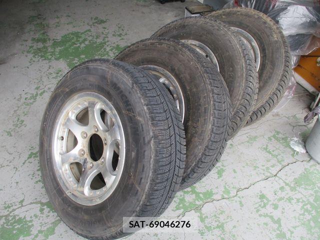 Toyota HIACE VAN 2006-04 8832151-28
