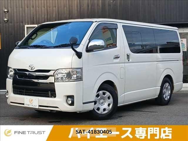 Toyota HIACE VAN 2020-08 8832137-0