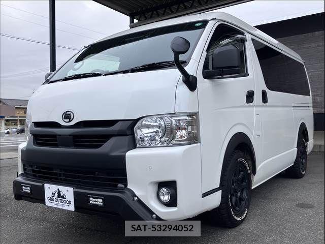 Toyota HIACE VAN 2020-12 8832122-11
