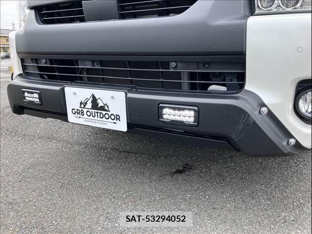 Toyota HIACE VAN 2020-12 8832122-29