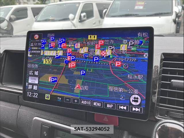Toyota HIACE VAN 2020-12 8832122-4