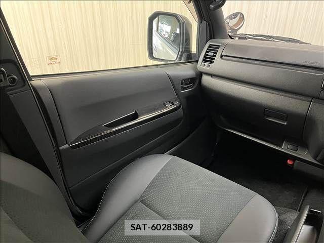 Toyota HIACE VAN 2020-09 8832116-9