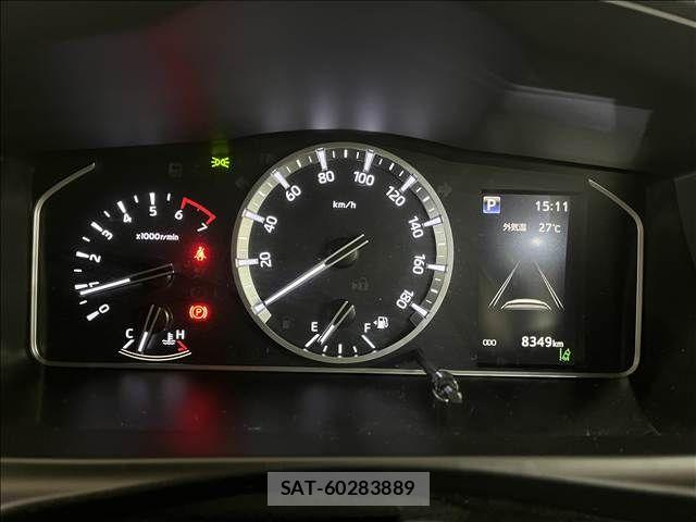 Toyota HIACE VAN 2020-09 8832116-12