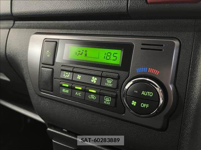 Toyota HIACE VAN 2020-09 8832116-21