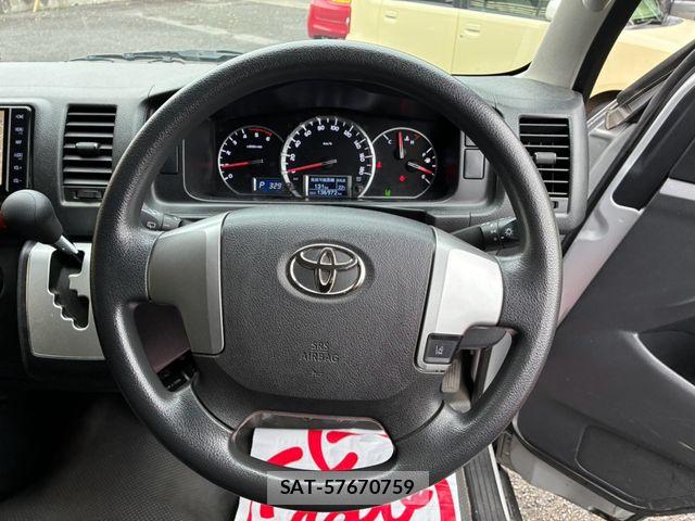 Toyota HIACE VAN 2019-12 8832144-10