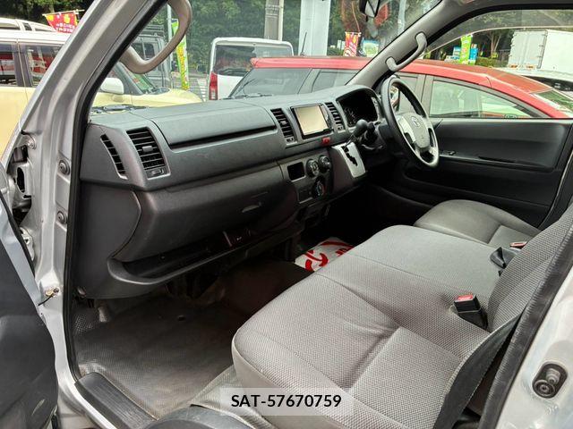Toyota HIACE VAN 2019-12 8832144-8