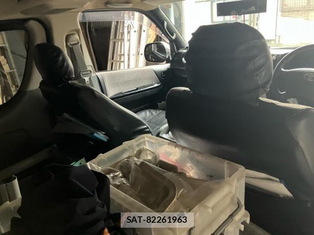 Toyota HIACE VAN 2008-08 8832153-17
