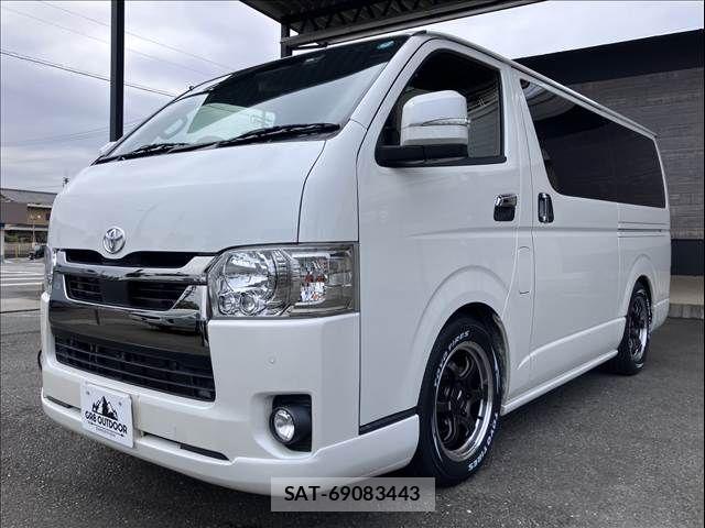 Toyota HIACE VAN 2021-07 8832115-11