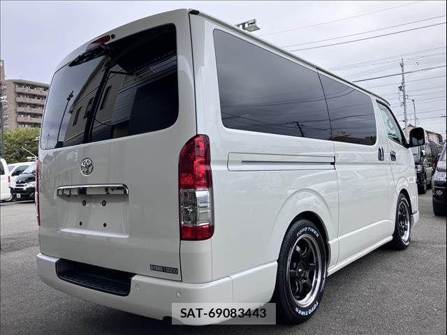 Toyota HIACE VAN 2021-07 8832115-14