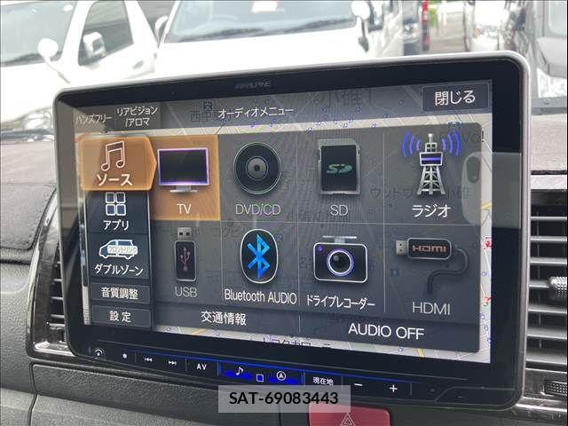 Toyota HIACE VAN 2021-07 8832115-18