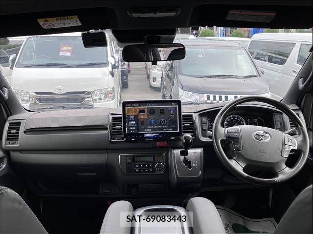 Toyota HIACE VAN 2021-07 8832115-3
