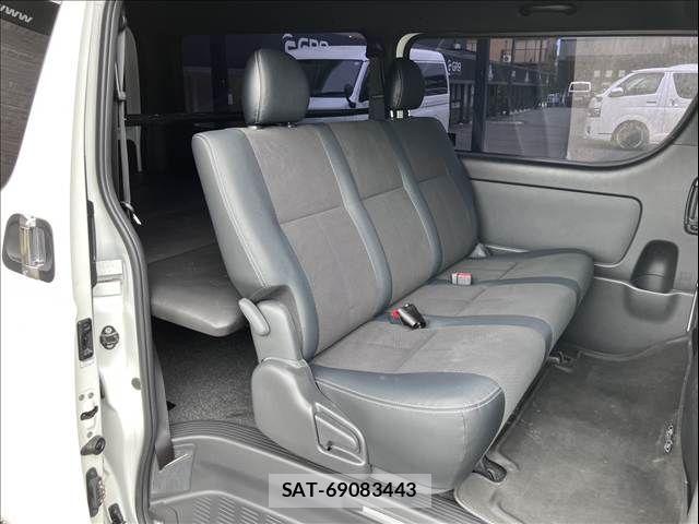 Toyota HIACE VAN 2021-07 8832115-7