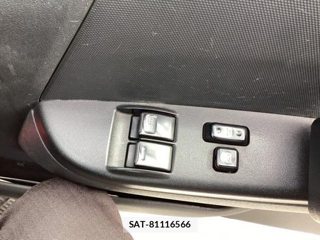 Toyota HIACE VAN 2005-01 8832150-8