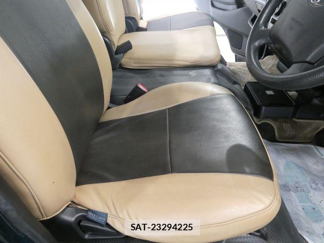 Toyota HIACE VAN 2012-03 8850919-11