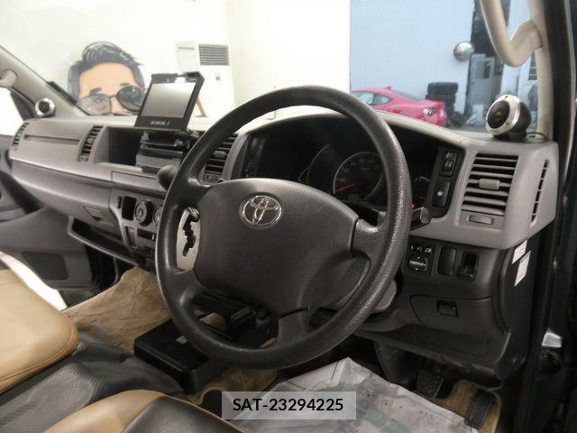 Toyota HIACE VAN 2012-03 8850919-12