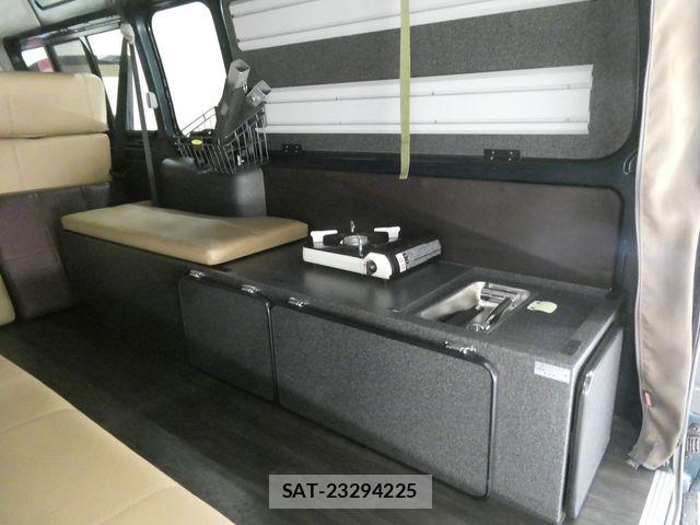 Toyota HIACE VAN 2012-03 8850919-26